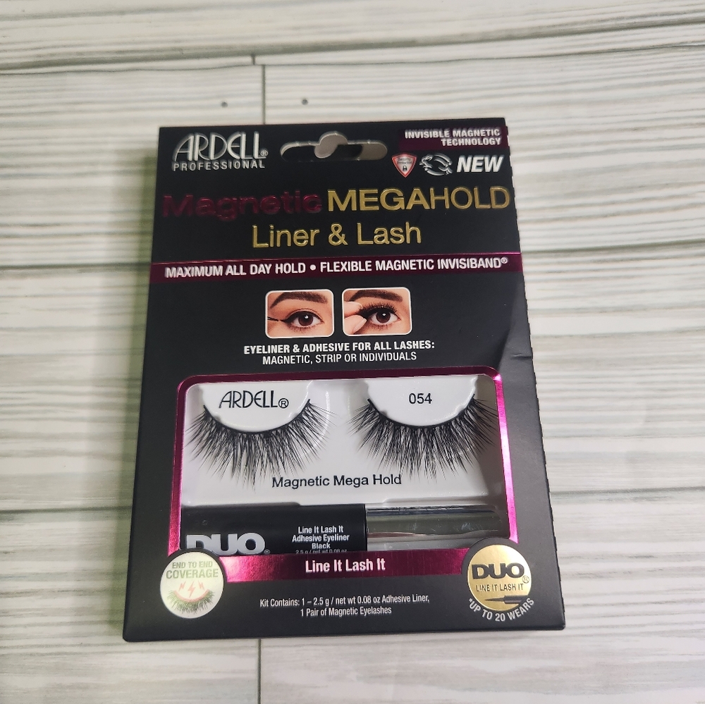 Ardell Lashes #054
